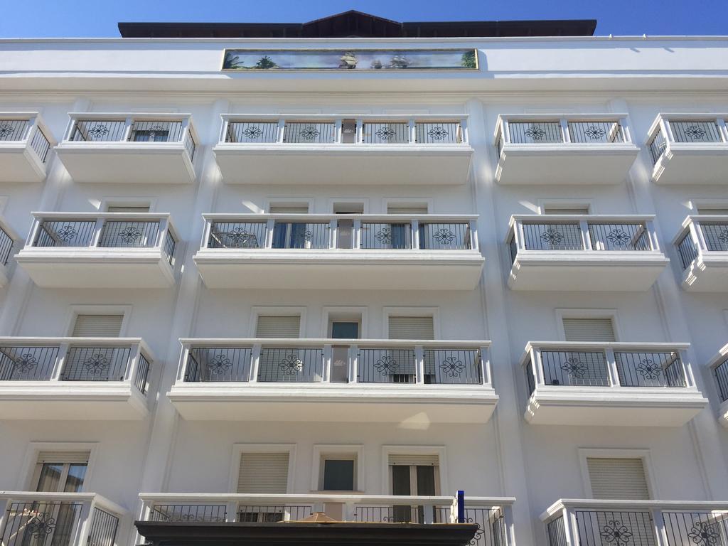 Hotel Residence Veliero Riccione Buitenkant foto
