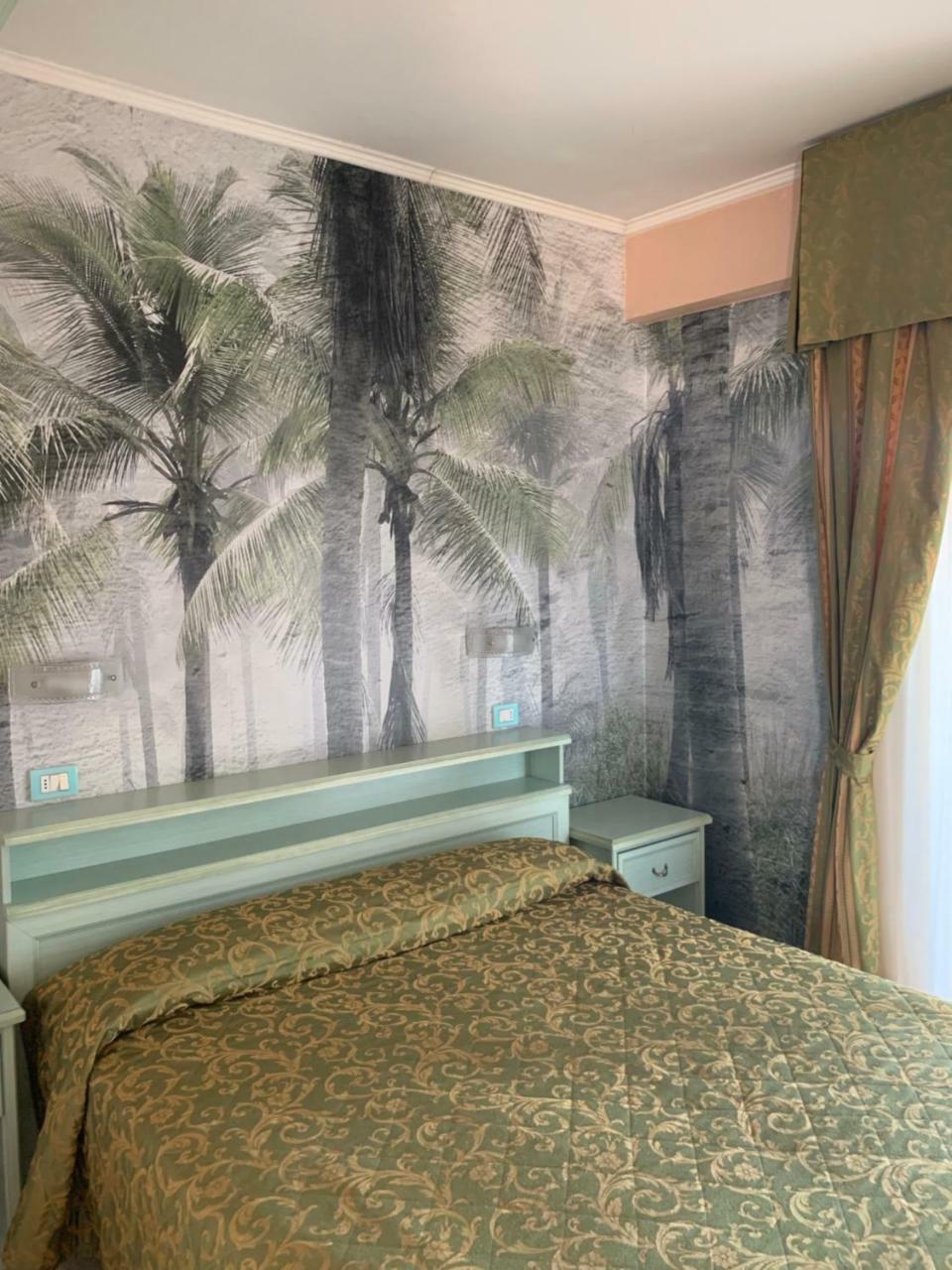 Hotel Residence Veliero Riccione Buitenkant foto